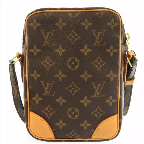 LOUIS VUITTON Amazon Crossbody - Picture 3 of 8